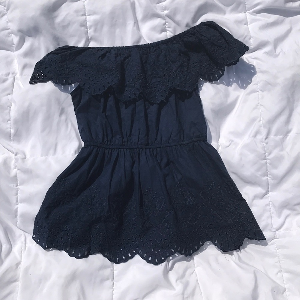Boutique navy blue top sz L